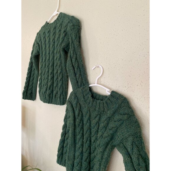 Kids Handmade Green Cable Knit Sweater - Matching Sibling Sweaters - Picture 3 of 9